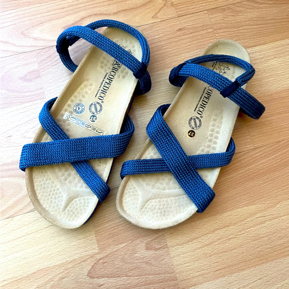 Arcopedico sandals